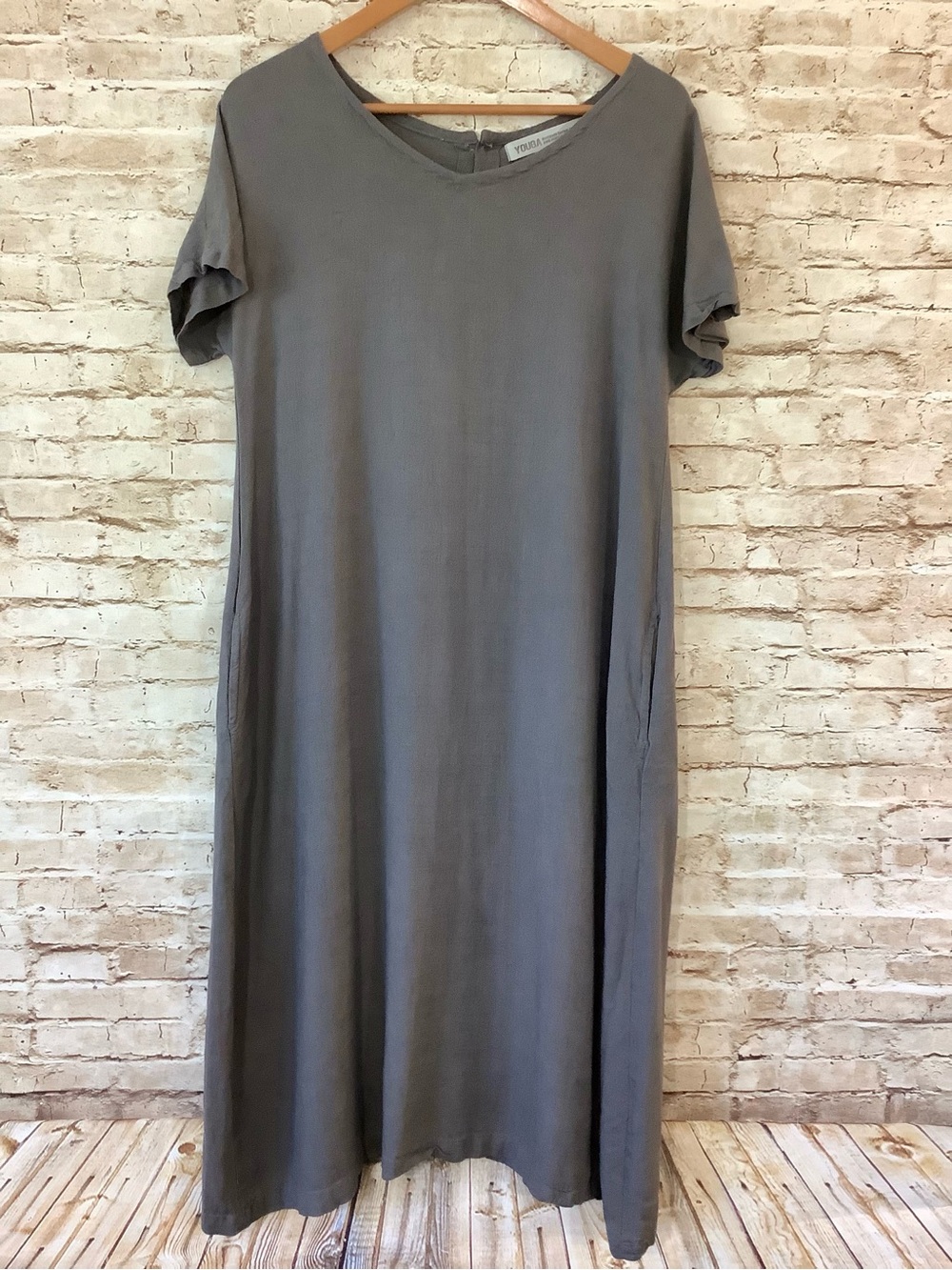 Youga Handmade Dress Lightweight Gray Maxi Dress with Short Sleeves